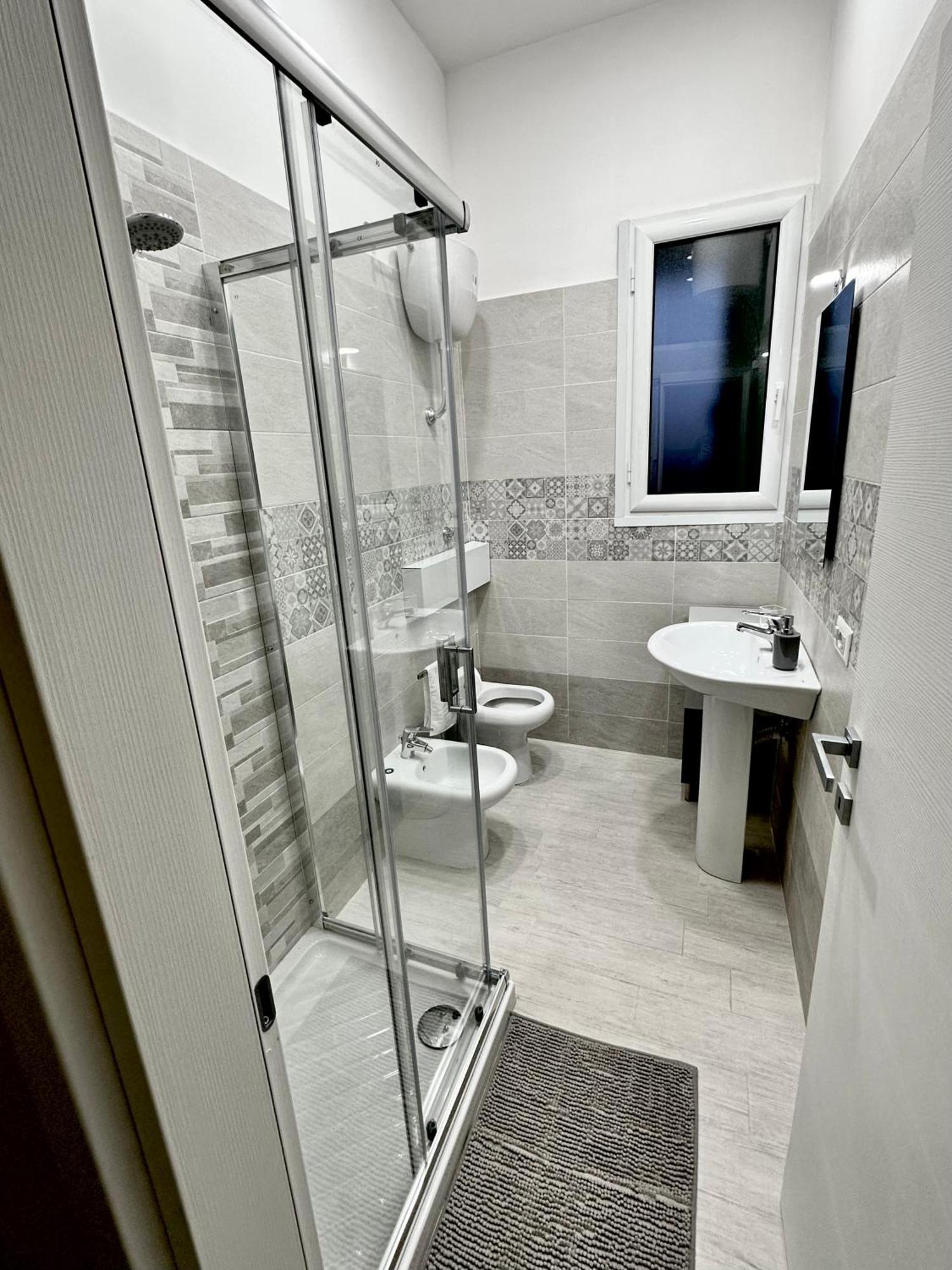 Napule House - Napoli Appartamento In Centro מראה חיצוני תמונה
